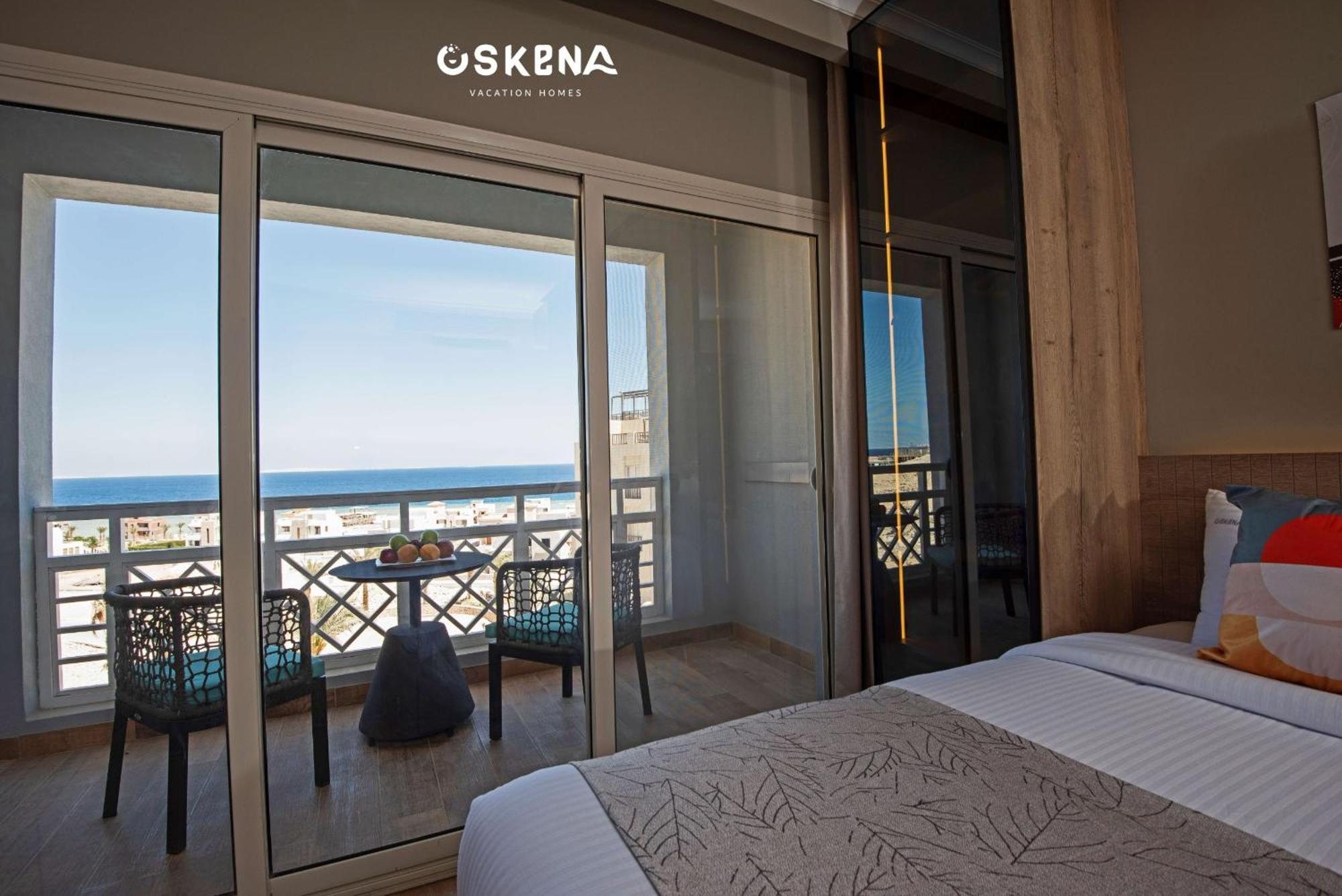 Oskena Azzurra Sahl Hasheesh