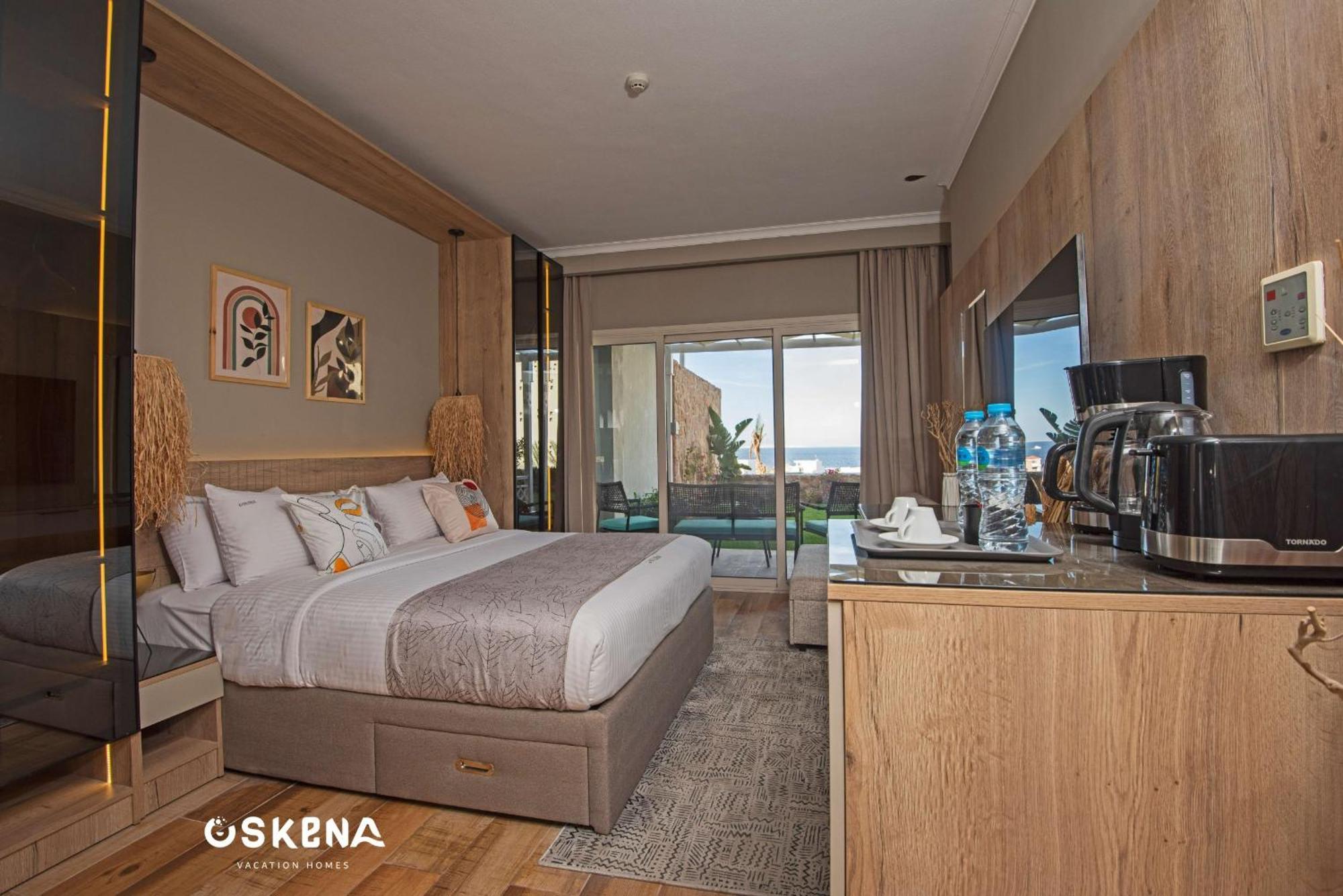 Oskena Azzurra Sahl Hasheesh *